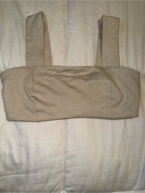 Old Navy Cream Square-Neck Crop Tank size MEDIUM